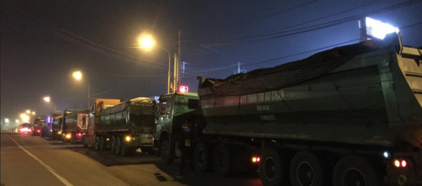 Đoàn xe vua bị xử lý. Đoàn xe vua bị xử lý. - Sputnik Việt Nam