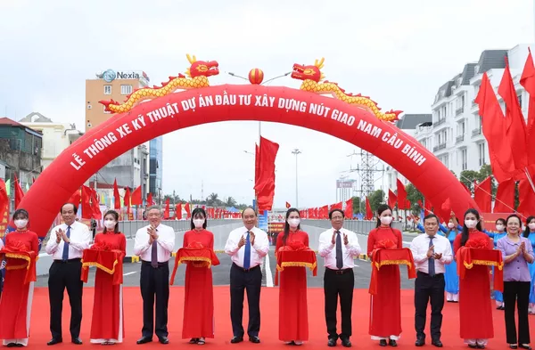 Hải Phòng khởi công, khánh thành hàng loạt dự án giao thông trọng điểm Hải Phòng khởi công, khánh thành hàng loạt dự án giao thông trọng điểm - Sputnik Việt Nam