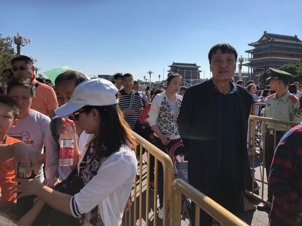 Dịp nghỉ lễ tháng Năm người dân Trung Quốc đi du lịch khắp nơi trong nước - Sputnik Việt Nam