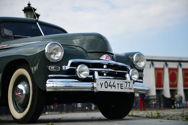 Từ xe «Ford» đến «Chaika»: người Mỹ đã giúp xây dựng ngành công nghiệp ô tô Liên Xô như thế nào? - Sputnik Việt Nam