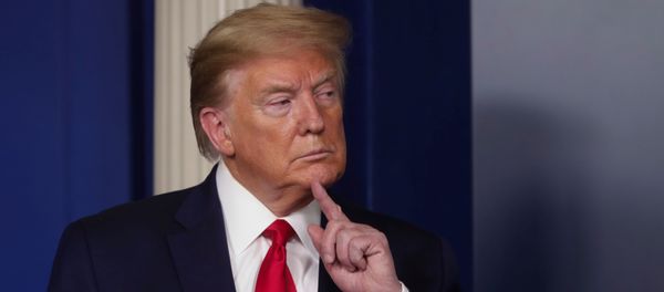 Tổng thống Mỹ Donald Trump trong cuộc họp báo hàng ngày tại Nhà Trắng - Sputnik Việt Nam