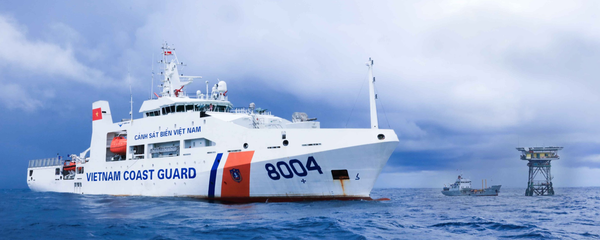 Tàu cảnh sát biển Việt Nam làm nhiệm vụ trên Biển Đông. Tàu cảnh sát biển Việt Nam làm nhiệm vụ trên Biển Đông. - Sputnik Việt Nam