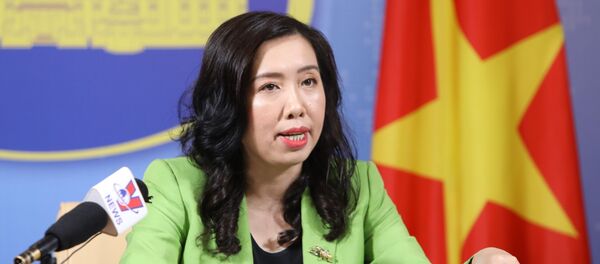 Người Phát ngôn Bộ Ngoại giao Việt Nam Lê Thị Thu Hằng trả lời các câu hỏi của phóng viên. - Sputnik Việt Nam