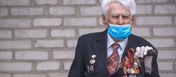 Cựu chiến binh WWII trong lễ kỷ niệm Ngày Chiến thắng ở Bishkek Cựu chiến binh WWII trong lễ kỷ niệm Ngày Chiến thắng ở Bishkek - Sputnik Việt Nam