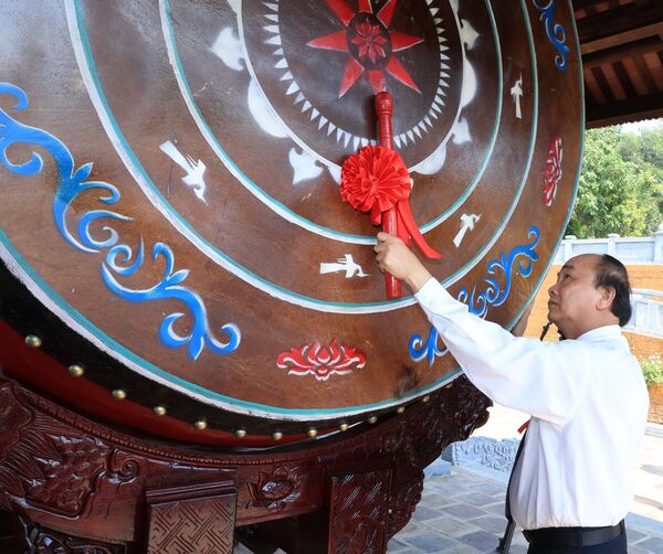 Khánh thành Đền thờ Gia tiên Chủ tịch Hồ Chí Minh tại Nghệ An - Sputnik Việt Nam