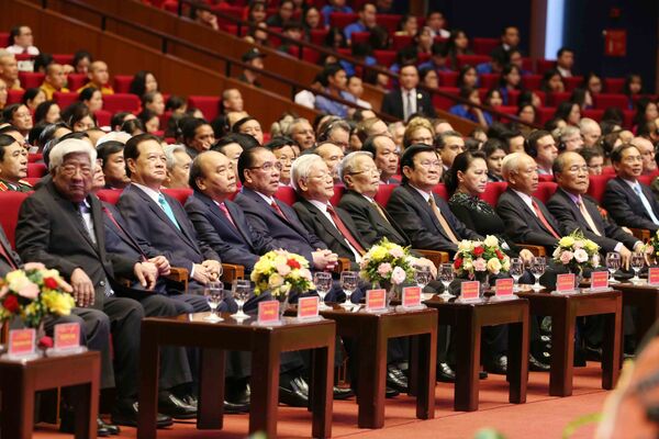 130 năm Ngày sinh Chủ tịch Hồ Chí Minh và chủ nghĩa anh hùng cách mạng Việt Nam 130 năm Ngày sinh Chủ tịch Hồ Chí Minh và chủ nghĩa anh hùng cách mạng Việt Nam - Sputnik Việt Nam