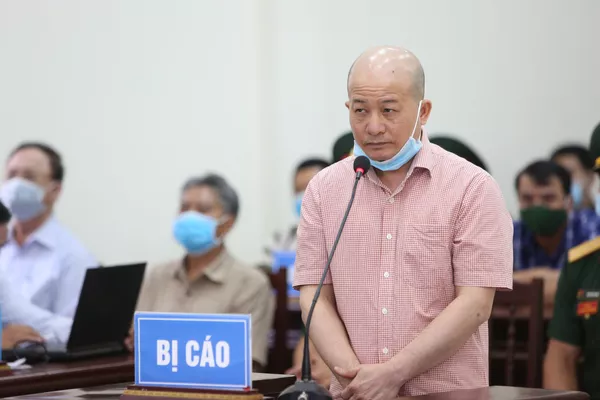 Xét xử cựu Đô đốc Nguyễn Văn Hiến: Quân Chủng Hải quân bị lừa như thế nào? Xét xử cựu Đô đốc Nguyễn Văn Hiến: Quân Chủng Hải quân bị lừa như thế nào? - Sputnik Việt Nam