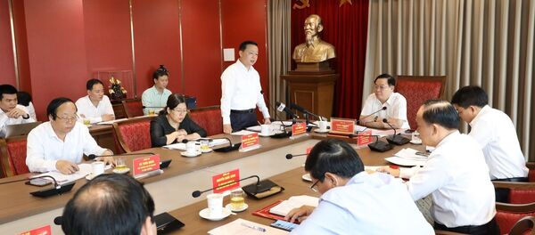 Bí thư Ban cán sự đảng, Bộ trưởng Bộ Tài nguyên và Môi trường Trần Hồng Hà phát biểu Bí thư Ban cán sự đảng, Bộ trưởng Bộ Tài nguyên và Môi trường Trần Hồng Hà phát biểu - Sputnik Việt Nam