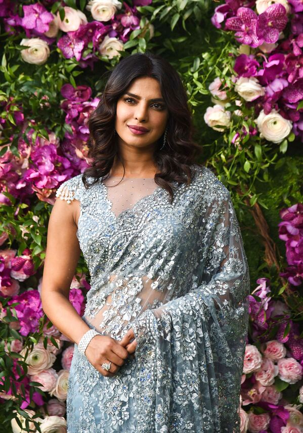 Nữ diễn viên kiêm người mẫu thời trang Ấn Độ Priyanka Chopra - Sputnik Việt Nam