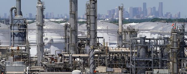 Nhà máy lọc dầu ở Houston, Texas, Hoa Kỳ - Sputnik Việt Nam