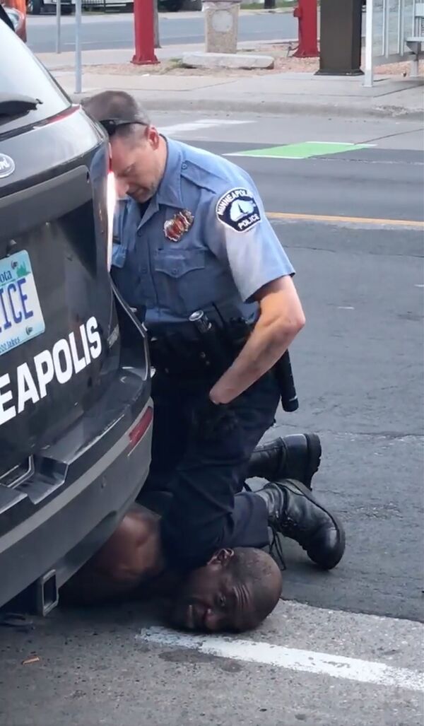 Tại Mỹ, người biểu tình ở thủ đô bang Minnesota đã đập phá hơn 170 cơ sở kinh doanh - Sputnik Việt Nam