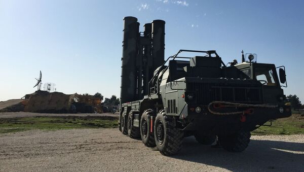 Tên lửa chống máy bay Nga S-400 đã triển khai ở Syria - Sputnik Việt Nam