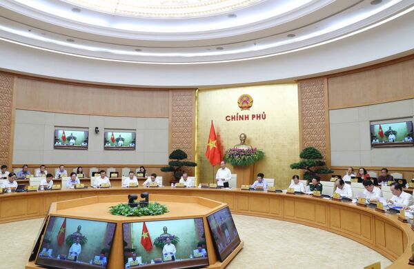 Covid-19 thử thách nền kinh tế Việt Nam, Thủ tướng nóng ruột vì giá thịt heo Covid-19 thử thách nền kinh tế Việt Nam, Thủ tướng nóng ruột vì giá thịt heo - Sputnik Việt Nam
