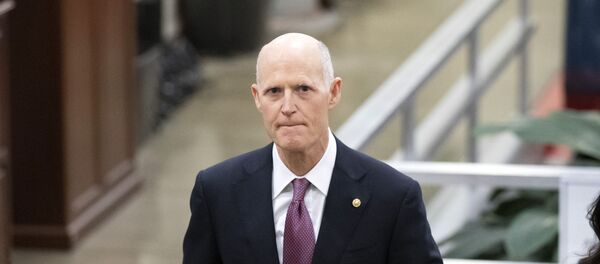 Thượng nghị sĩ Rick Scott, R-Fla., Đi bộ trên đồi Capitol, thứ ba, ngày 4 tháng 2 năm 2020 - Sputnik Việt Nam