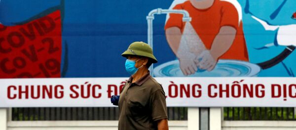 Áp phích với các biện pháp phòng ngừa lây lan coronavirus tại Hà Nội Áp phích với các biện pháp phòng ngừa lây lan coronavirus tại Hà Nội - Sputnik Việt Nam