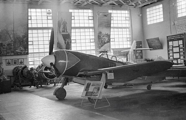 Họ giữ im lặng về việc này: tại sao Ivan Kozhedub bắn hạ máy bay Mỹ Họ giữ im lặng về việc này: tại sao Ivan Kozhedub bắn hạ máy bay Mỹ - Sputnik Việt Nam