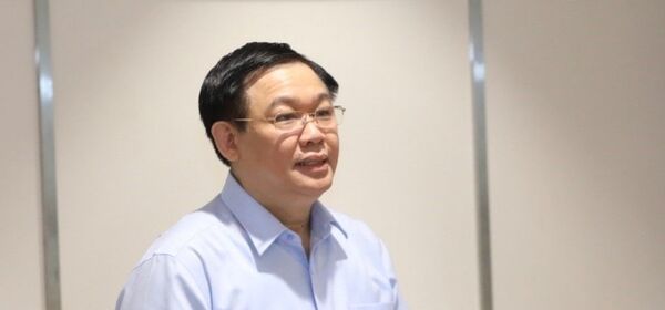 Bí thư Thành ủy Hà Nội Vương Đình Huệ phát biểu. Bí thư Thành ủy Hà Nội Vương Đình Huệ phát biểu. - Sputnik Việt Nam