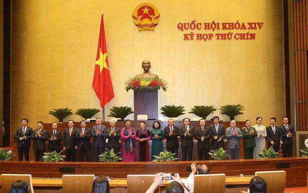 Quốc hội phê chuẩn 20 thành viên Hội đồng Bầu cử Quốc gia Quốc hội phê chuẩn 20 thành viên Hội đồng Bầu cử Quốc gia - Sputnik Việt Nam