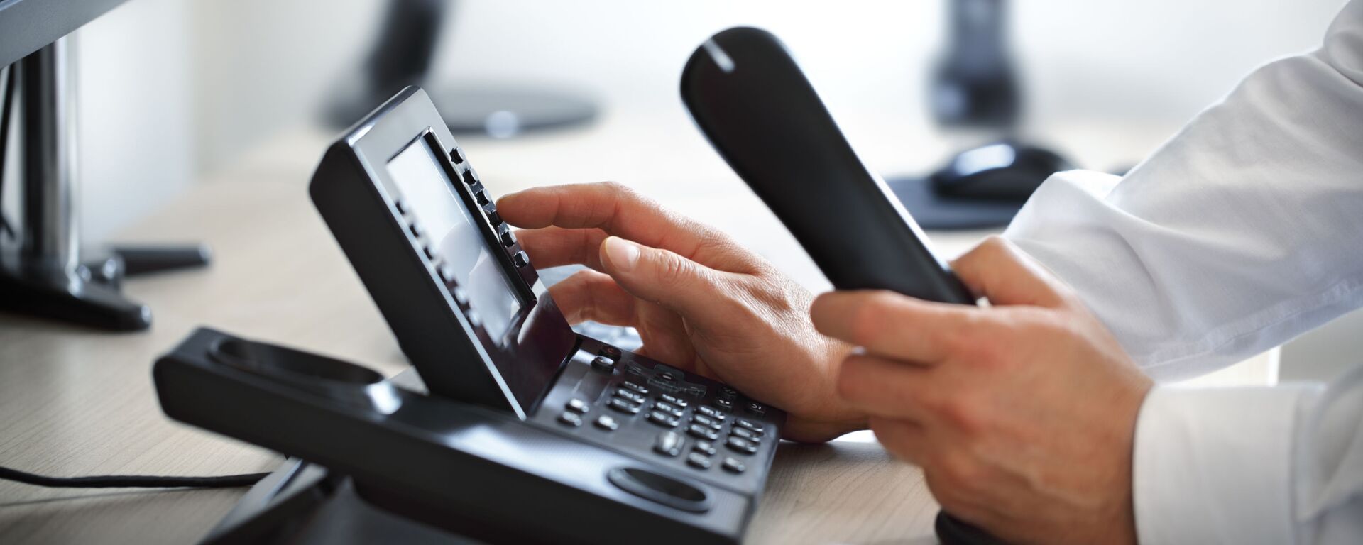 Điện thoại liên lạc - Sputnik Việt Nam, 1920, 01.11.2025