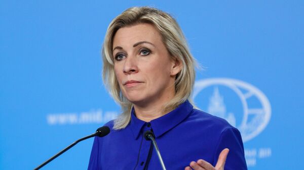 Phát ngôn viên Bộ Ngoại giao Nga Maria Zakharova tại cuộc họp giao ban tại Moscow - Sputnik Việt Nam