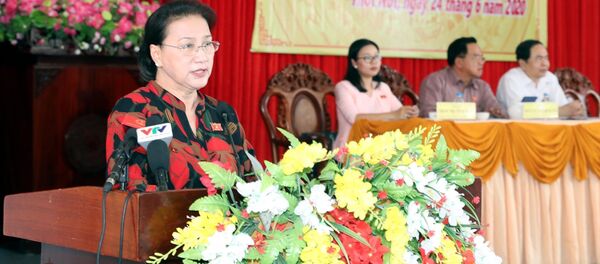 Chủ tịch Quốc hội Nguyễn Thị Kim Ngân phát biểu tại buổi tiếp xúc cử tri quận Thốt Nốt Chủ tịch Quốc hội Nguyễn Thị Kim Ngân phát biểu tại buổi tiếp xúc cử tri quận Thốt Nốt - Sputnik Việt Nam