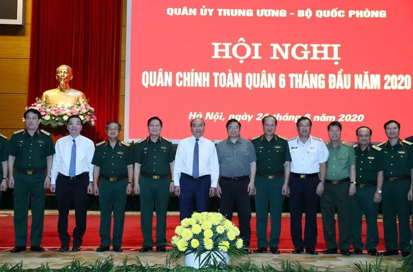 Thủ tướng Nguyễn Xuân Phúc dự Hội nghị Quân chính toàn quân Thủ tướng Nguyễn Xuân Phúc dự Hội nghị Quân chính toàn quân - Sputnik Việt Nam