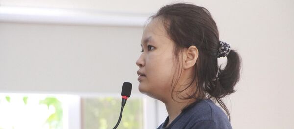 Bị cáo Phạm Thị Thiên Hà tại phiên tòa. Bị cáo Phạm Thị Thiên Hà tại phiên tòa. - Sputnik Việt Nam