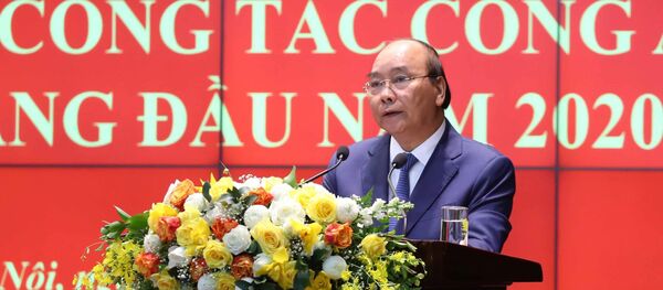 Thủ tướng Nguyễn Xuân Phúc phát biểu chỉ đạo hội nghị.  - Sputnik Việt Nam