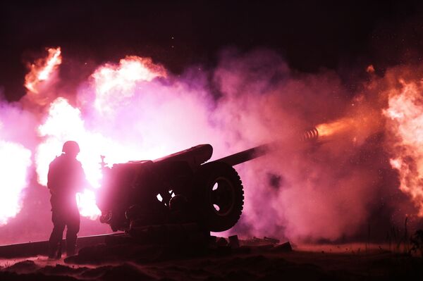 Bắn pháo hoa - nhiệm vụ chiến đấu mang tính chất hòa bình của lực lượng pháo binh - Sputnik Việt Nam