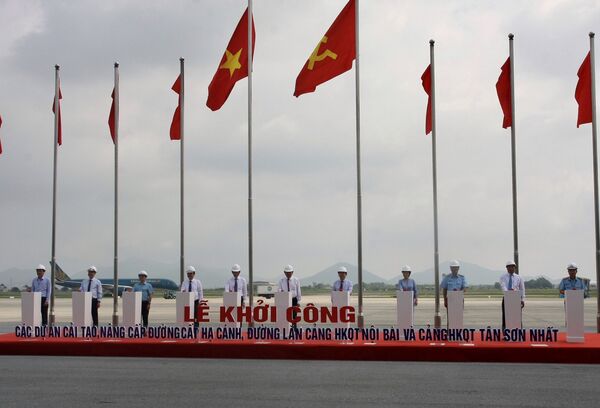 Việt Nam nâng cấp đường cất hạ cánh hai sân bay lớn nhất - Sputnik Việt Nam