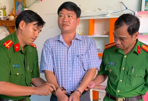 Cựu Chủ tịch TP Trà Vinh bị đề nghị truy tố vì gây thất thoát hơn 70 tỷ đồng Cựu Chủ tịch TP Trà Vinh bị đề nghị truy tố vì gây thất thoát hơn 70 tỷ đồng - Sputnik Việt Nam