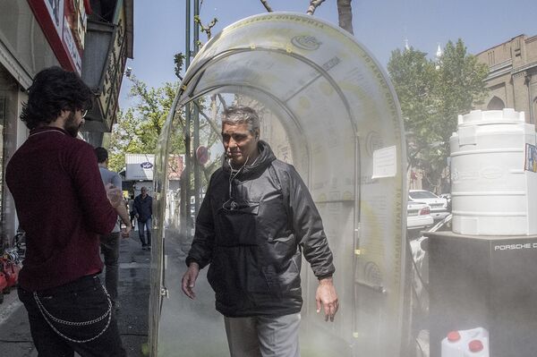 Đại dịch COVID-19: Vì sao Iran không áp dụng chiến lược miễn dịch cộng đồng? - Sputnik Việt Nam