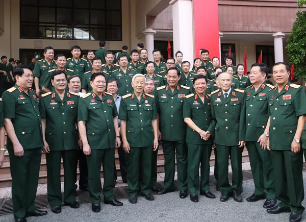 Bộ trưởng Ngô Xuân Lịch phát biểu gì tại Đại hội Đảng bộ Bộ Tổng Tham mưu QĐND Việt Nam? Bộ trưởng Ngô Xuân Lịch phát biểu gì tại Đại hội Đảng bộ Bộ Tổng Tham mưu QĐND Việt Nam? - Sputnik Việt Nam