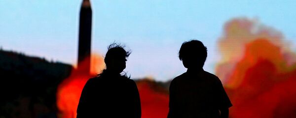 Phóng tên lửa. - Sputnik Việt Nam