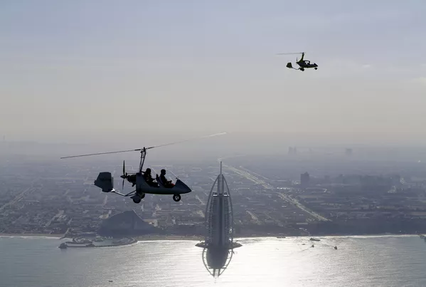 Tàu lượn trên bầu trời Dubai trong thời gian World Air Games 2015 Tàu lượn trên bầu trời Dubai trong thời gian World Air Games 2015 - Sputnik Việt Nam