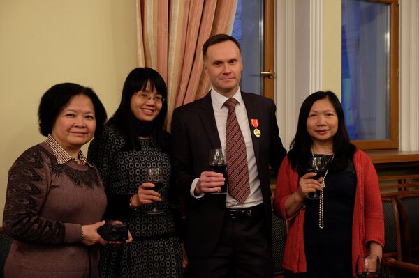 Các nhà báo của đài Sputnik và bạn bè - Sputnik Việt Nam