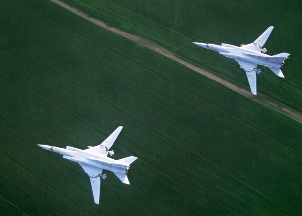 Máy bay ném bom mang tên lửa Tu-22 - Sputnik Việt Nam