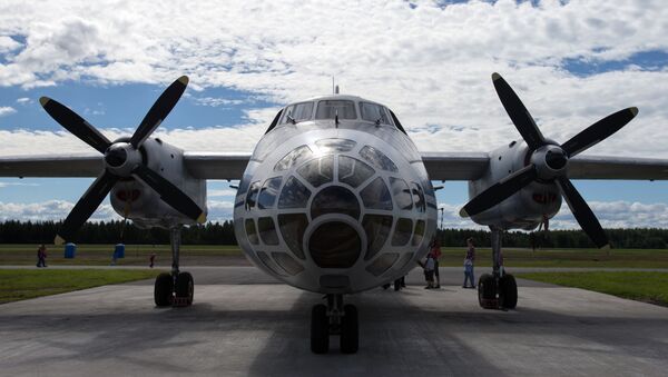 Máy bay chụp ảnh trên không An-30 tại sân bay quân sự Levashovo - Sputnik Việt Nam