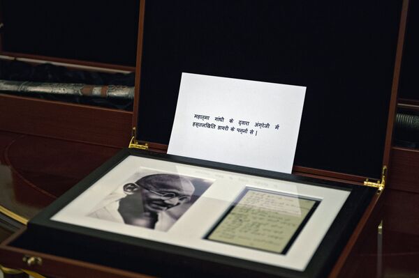 Ông Putin tặng ông Modi một trang từ nhật ký của Gandhi - Sputnik Việt Nam